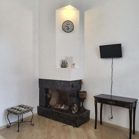 Apartmán Японська 5 Lvov Exteriér fotografie